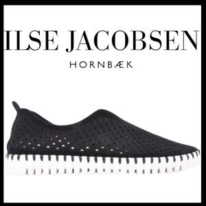 Ilse Jacobsen Black Perforated Tulip 139 Slip On Shoes (EU 41)